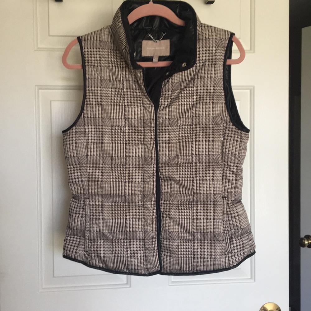 Banana Republic puffer vest
